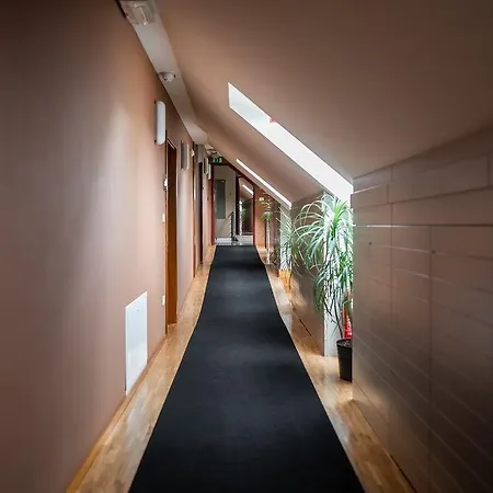 Dvor Jezersek Brnik Hotel Cerklje na Gorenjskem