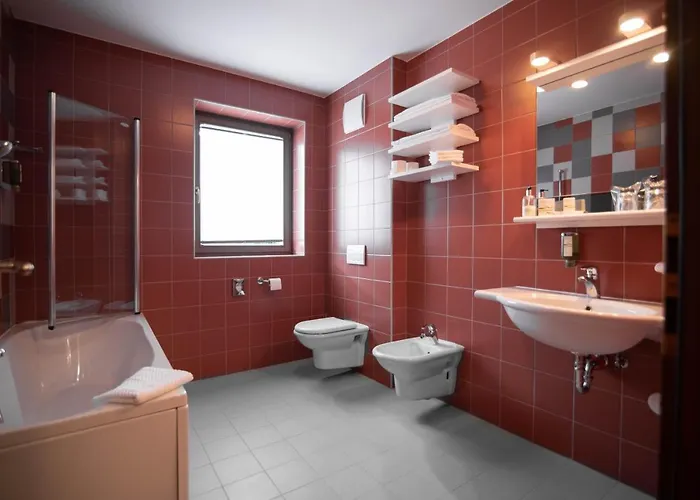 מלון Dvor Jezersek Brnik צרקליה נה גורניסקם