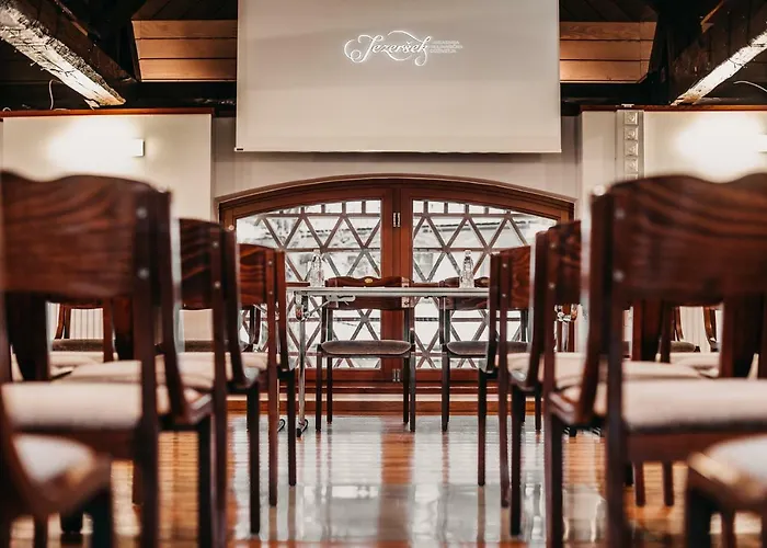 Hotel Dvor Jezersek Brnik Cerklje na Gorenjskem